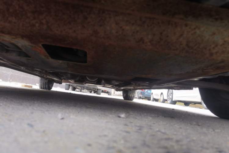 Used Kia K2 2012 Sedan 1.4L MT GLS Commemorative Edition Chassis Front