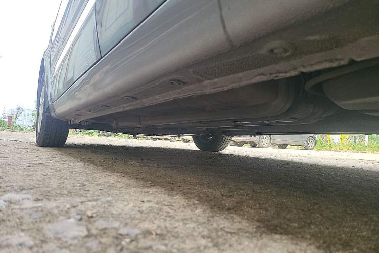 Used Kia K2 2012 Sedan 1.4L MT GL Commemorative Edition Chassis Rear Left