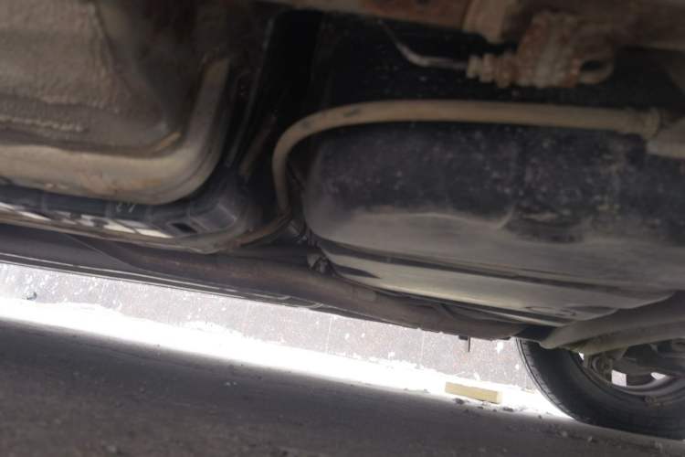 Used Kia K2 2012 Sedan 1.4L MT GLS Commemorative Edition Chassis Rear Left