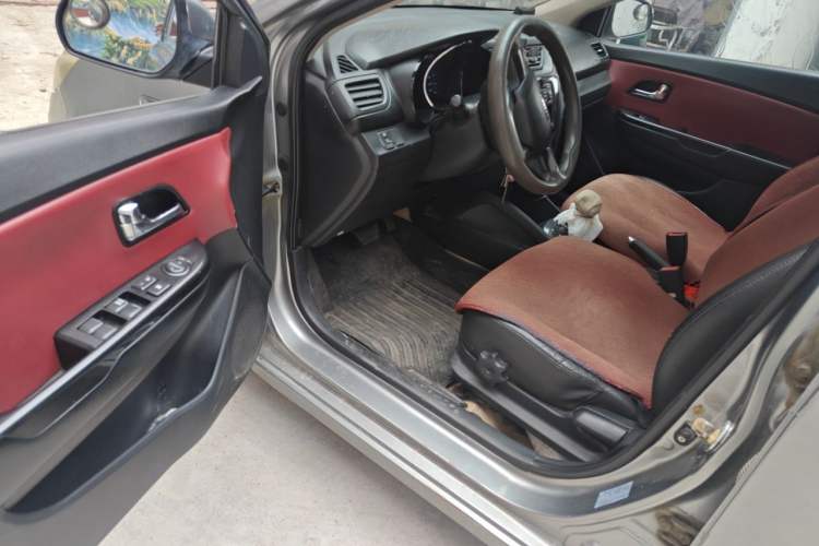 Used Kia K2 2012 Hatchback 1.4L Automatic Cool Edition Driver Seat