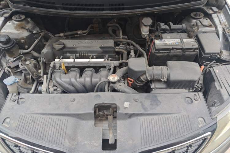 Used Kia K2 2012 Hatchback 1.4L Automatic Cool Edition Engine Bay