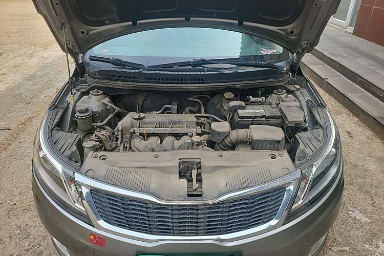 Used Kia K2 2012 Sedan 1.4L MT GL Commemorative Edition Engine Bay
