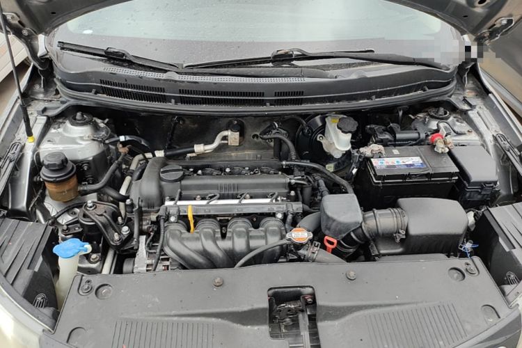 Used Kia K2 2012 Hatchback 1.6L AT Premium Engine Bay