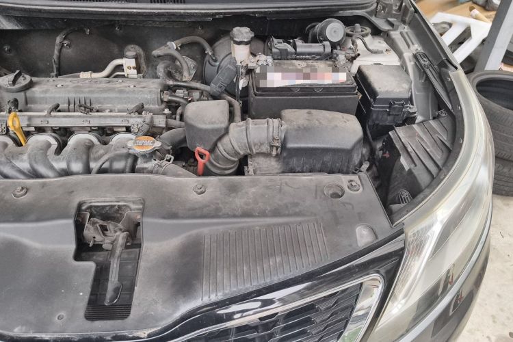 Used Kia K2 2012 Hatchback 1.6L AT Premium Engine Bay Left