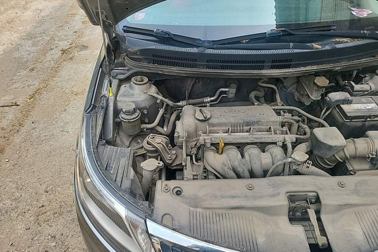 Used Kia K2 2012 Sedan 1.4L MT GL Commemorative Edition Engine Bay Right