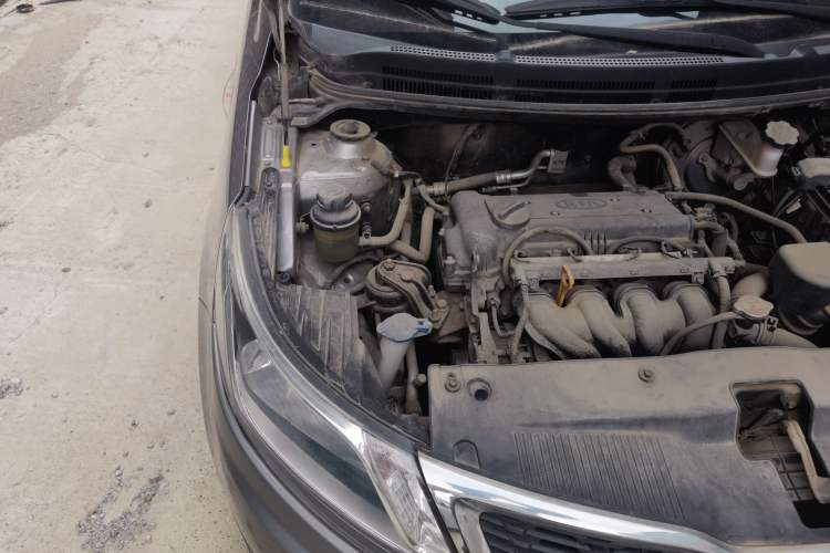 Used Kia K2 2012 Sedan 1.4L MT GLS Commemorative Edition Engine Bay Right