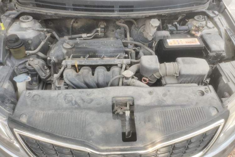 Used Kia K2 2012 Sedan 1.6L AT Premium ECO Engine Bay