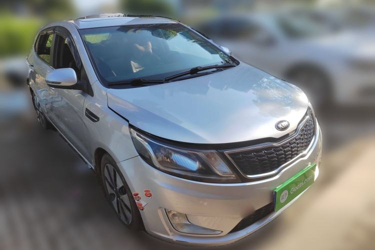 Used Kia K2 2012 Hatchback 1.6L AT Premium Commemorative Edition Exterior 2