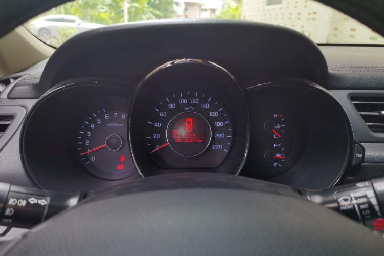 Used Kia K2 2012 Hatchback 1.6L AT Premium Instrument Cluster
