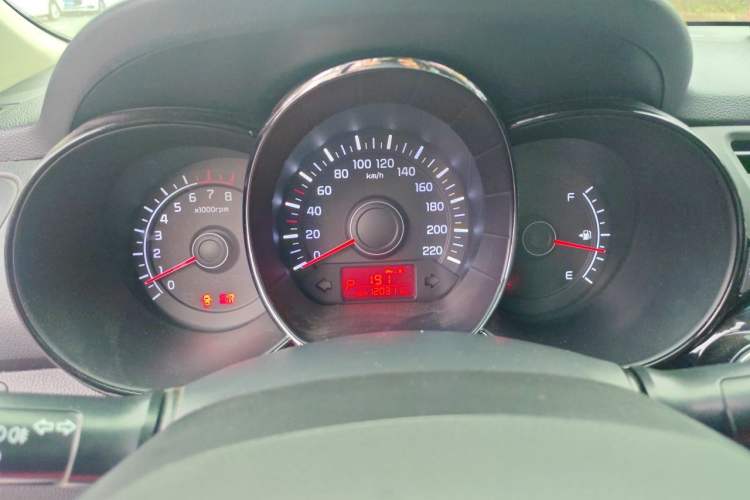 Used Kia K2 2012 Sedan 1.4L Automatic GLS Commemorative Edition Instrument Cluster