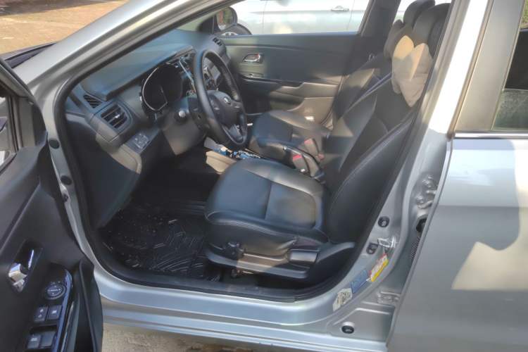 Used Kia K2 2012 Hatchback 1.6L AT Premium Commemorative Edition Left Front Seat