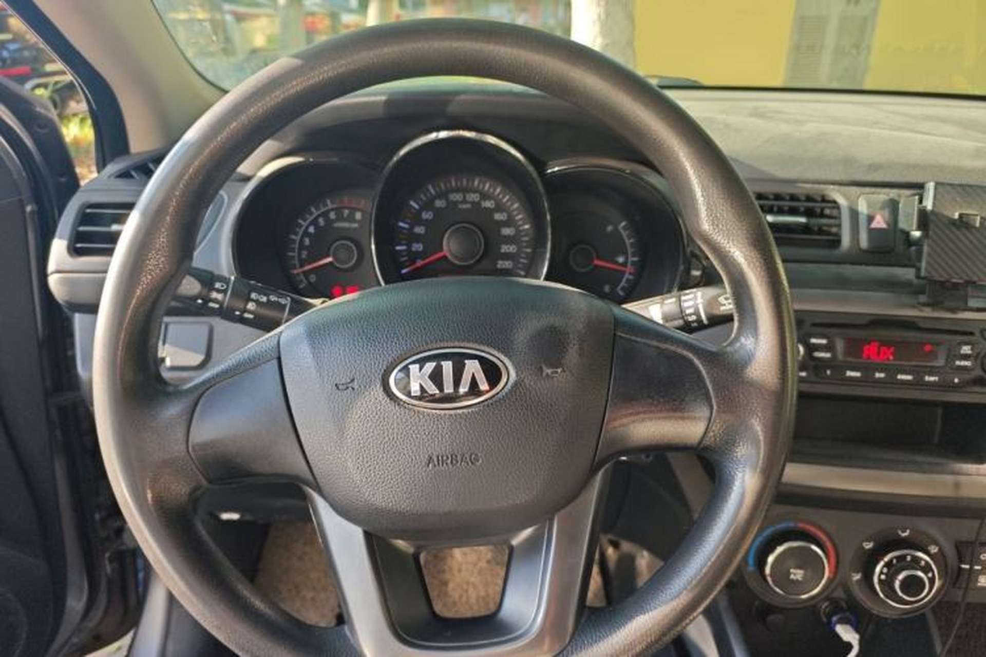 Used Kia K2 2012 Sedan 1.4L MT GLS Commemorative Edition Steering Wheel