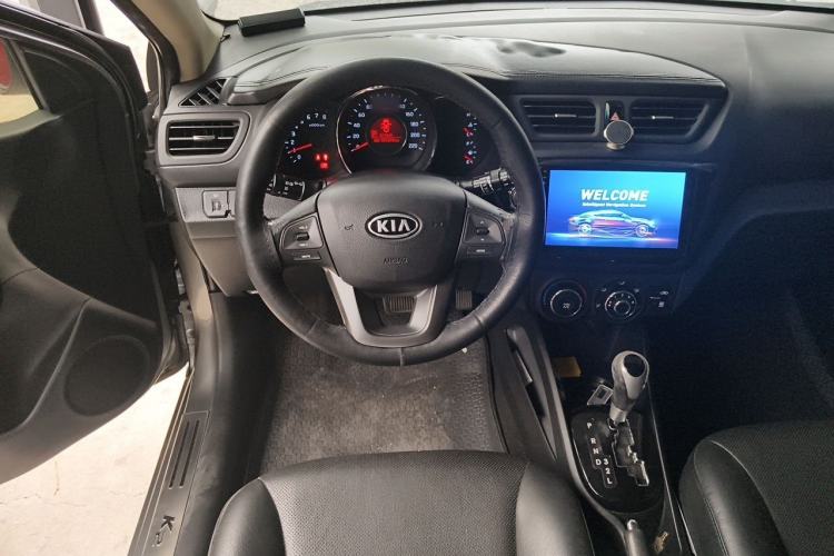 Used Kia K2 2012 Hatchback 1.6L AT Premium Steering Wheel