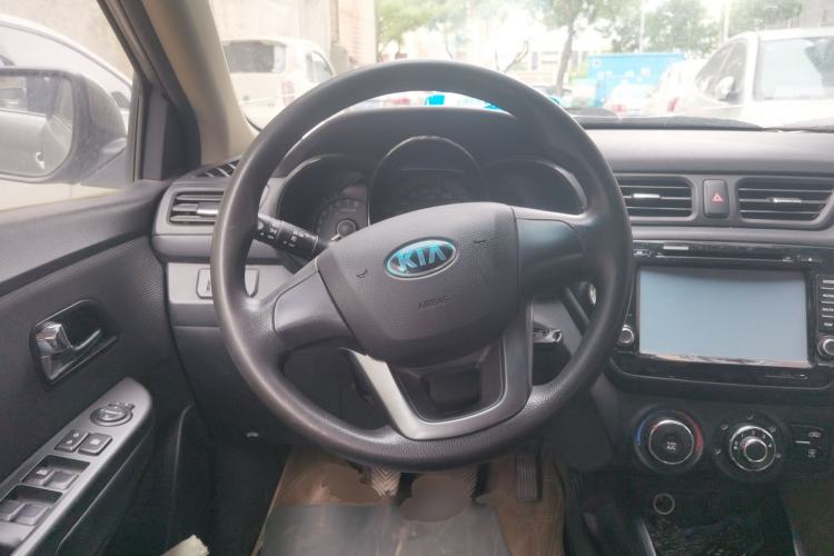 Used Kia K2 2012 Sedan 1.4L MT GLS Commemorative Edition Steering Wheel