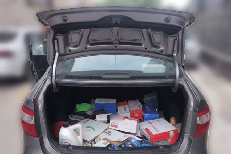 Used Kia K2 2012 Sedan 1.4L MT GLS Commemorative Edition Trunk