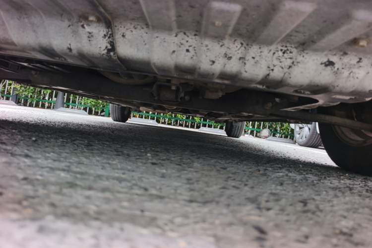 Used Kia K2 2012 Sedan 1.4L MT GLS Commemorative Edition Chassis Front