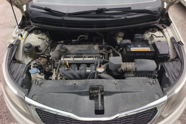 Used Kia K2 2012 Sedan 1.4L MT GLS Commemorative Edition Engine Bay