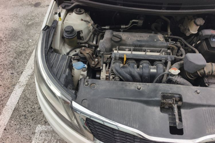 Used Kia K2 2012 Sedan 1.4L MT GLS Commemorative Edition Engine Bay Right
