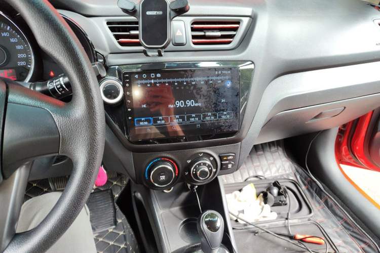 Used Kia K2 2012 Hatchback 1.4L Automatic Cool Edition Audio And AC Panel