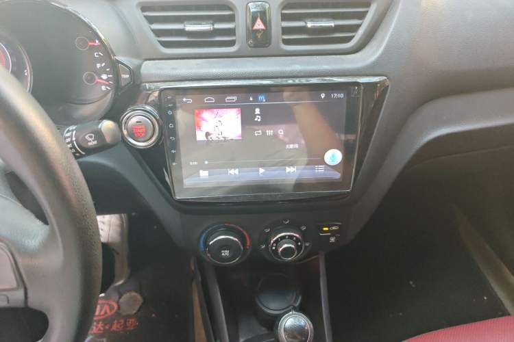 Used Kia K2 2012 Sedan 1.6L AT Premium ECO Audio And AC Panel