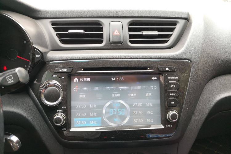Used Kia K2 2012 Hatchback 1.4L Automatic Cool Edition Audio And AC Panel