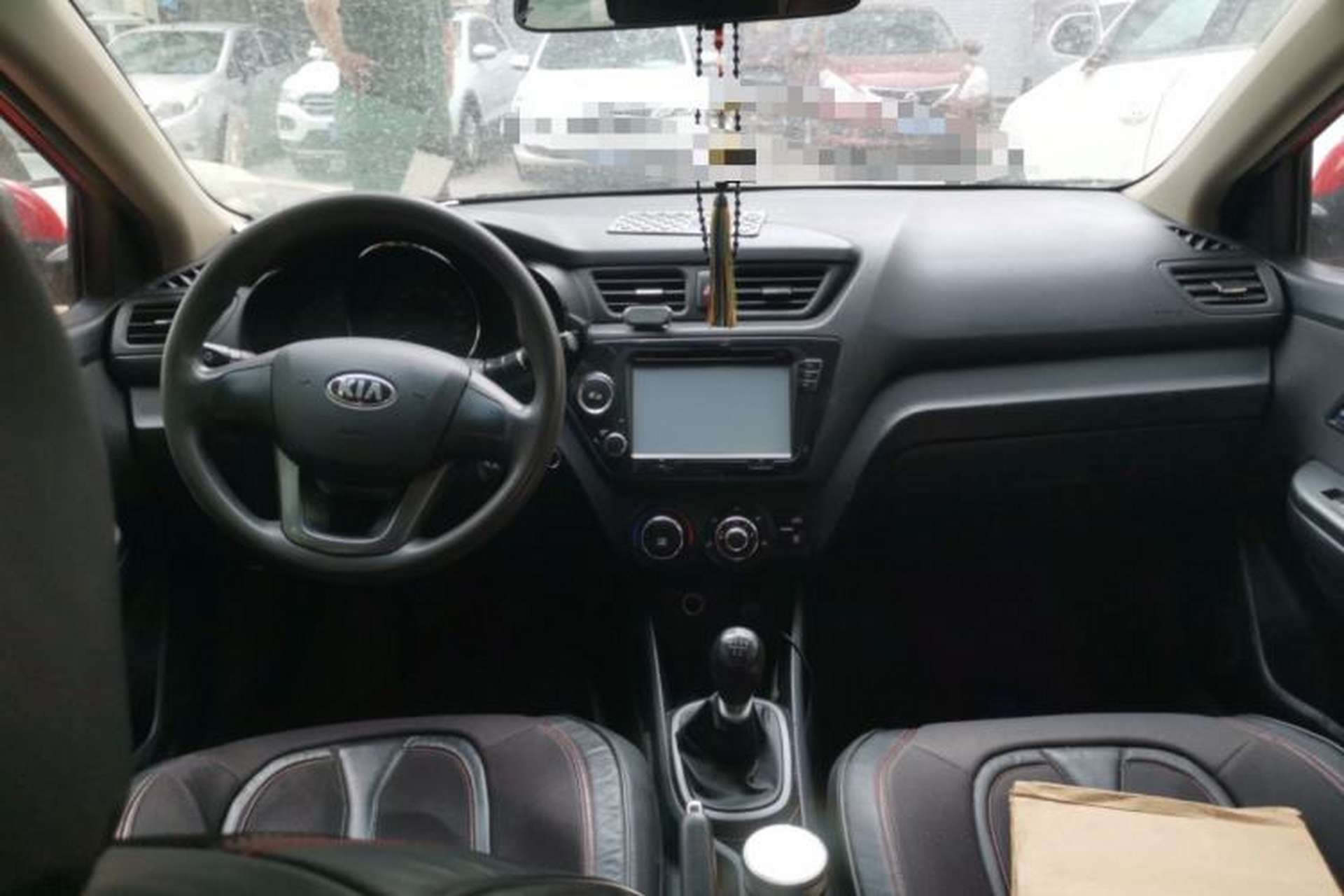 Used Kia K2 2012 Sedan 1.4L MT GLS Commemorative Edition Center Console