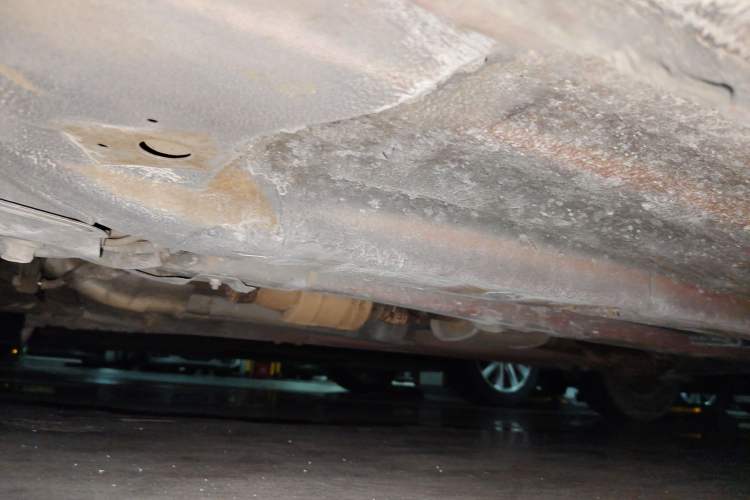 Used Kia K2 2012 Sedan 1.4L AT TOP Anniversary Edition Chassis Front Left