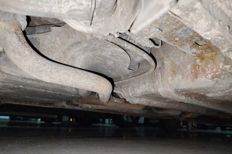 Used Kia K2 2012 Sedan 1.4L AT TOP Anniversary Edition Chassis Rear Right