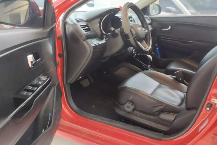 Used Kia K2 2012 Sedan 1.6L Automatic Transmission Premium Commemorative Edition Driver Seat