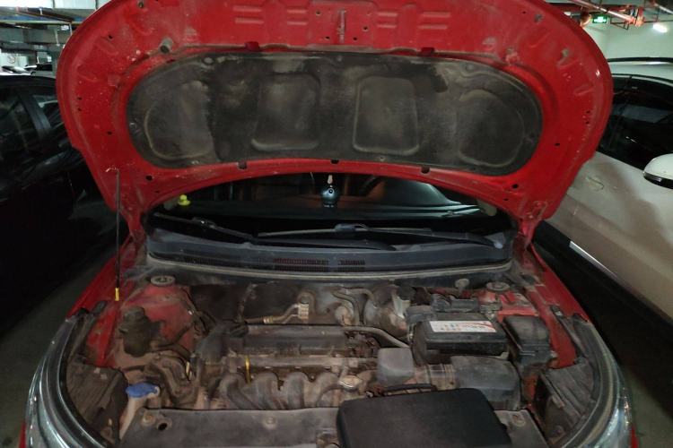 Used Kia K2 2012 Sedan 1.4L AT TOP Anniversary Edition Engine Bay