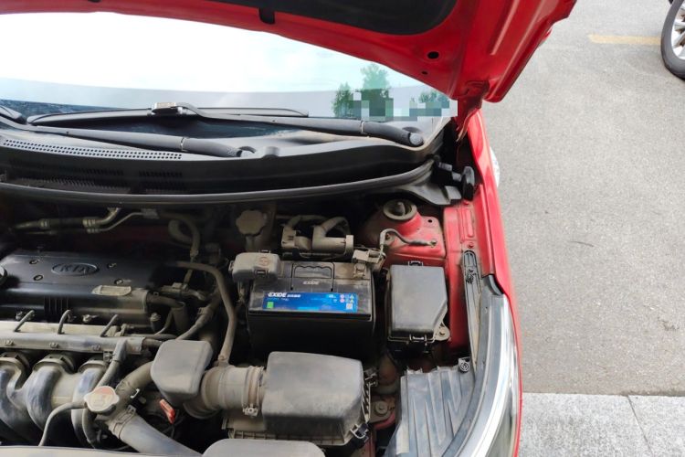 Used Kia K2 2012 Hatchback 1.4L Automatic Cool Edition Engine Bay Left