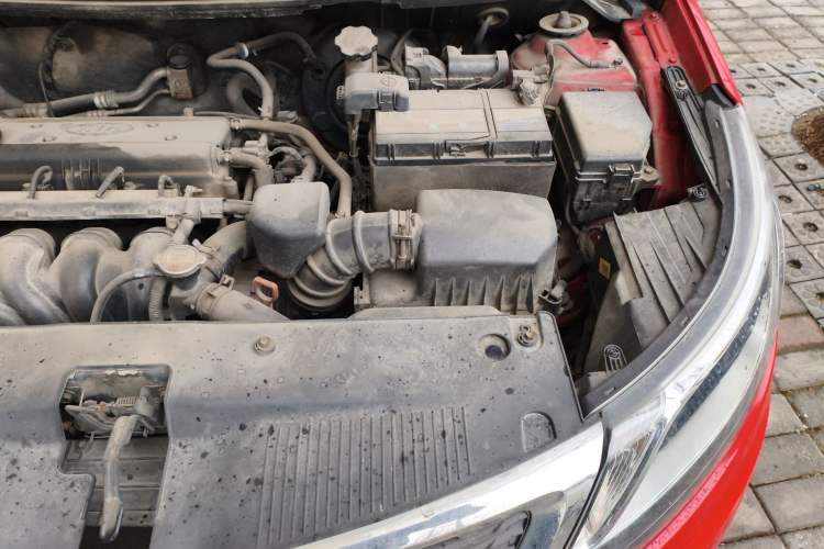 Used Kia K2 2012 Sedan 1.4L Automatic GLS Commemorative Edition Engine Bay Left