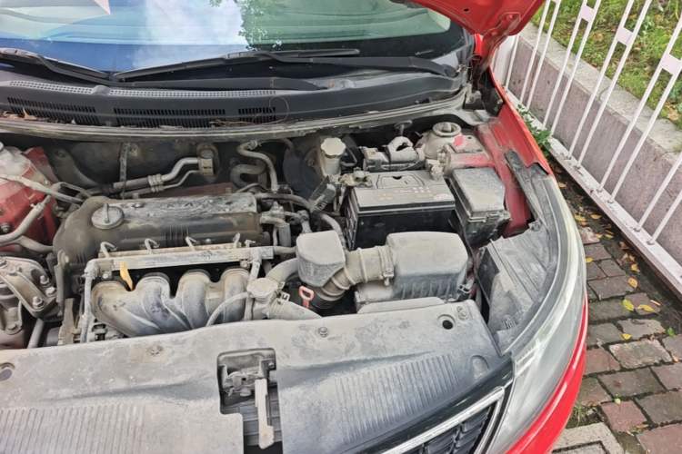 Used Kia K2 2012 Hatchback 1.4L Automatic Cool Edition Engine Bay Left