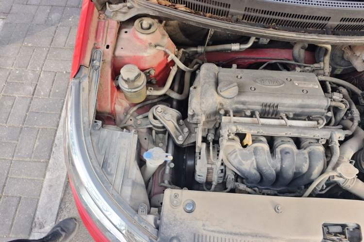 Used Kia K2 2012 Sedan 1.6L AT Premium ECO Engine Bay Right