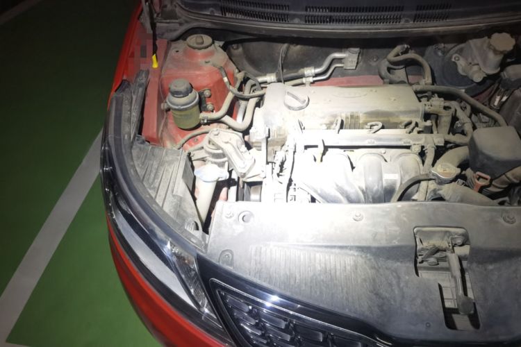 Used Kia K2 2012 Sedan 1.6L Automatic Transmission Premium Commemorative Edition Engine Bay Right