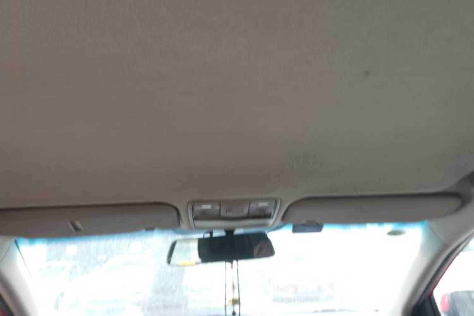 Used Kia K2 2012 Sedan 1.4L MT GLS Commemorative Edition Headliner