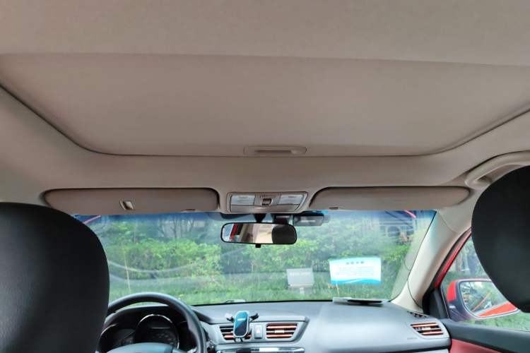 Used Kia K2 2012 Hatchback 1.4L Automatic Cool Edition Headliner