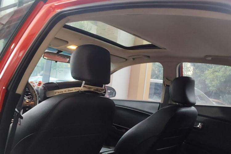 Used Kia K2 2012 Sedan 1.6L Automatic Transmission Premium Commemorative Edition Headliner