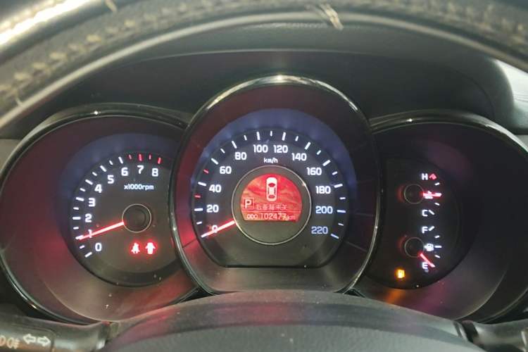 Used Kia K2 2012 Sedan 1.6L Automatic Transmission Premium Commemorative Edition Instrument Cluster