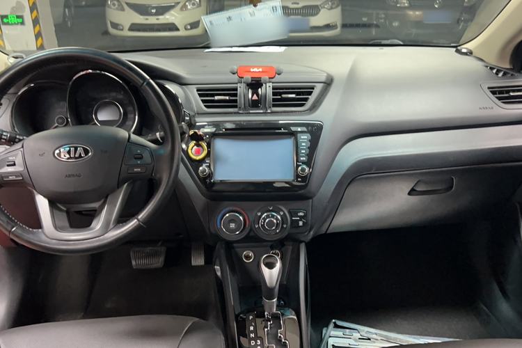 Used Kia K2 2012 Sedan 1.6L Automatic Transmission Premium Commemorative Edition Interior 4