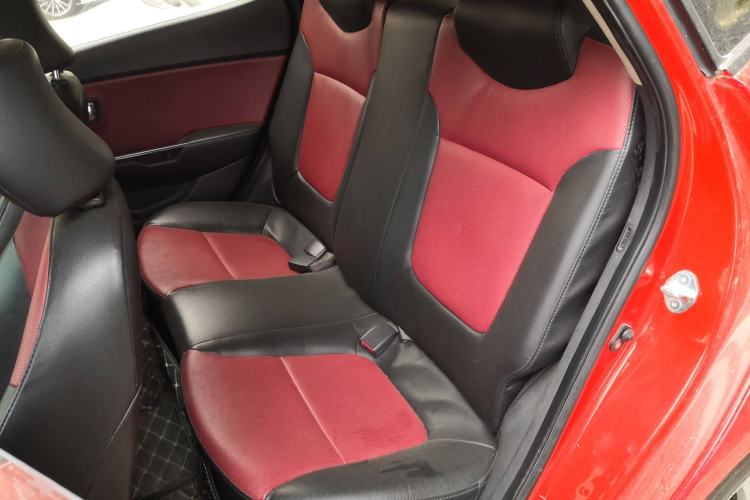 Used Kia K2 2012 Hatchback 1.4L Automatic Cool Edition Interior 4