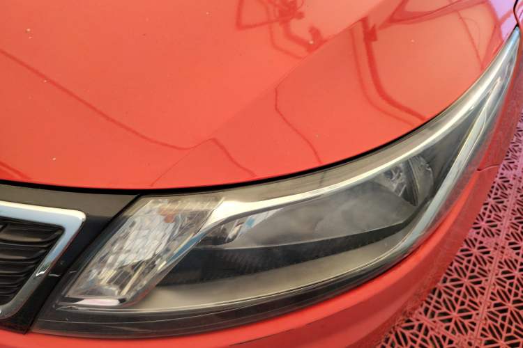 Used Kia K2 2012 Hatchback 1.6L AT Premium Commemorative Edition Left Front Headlight