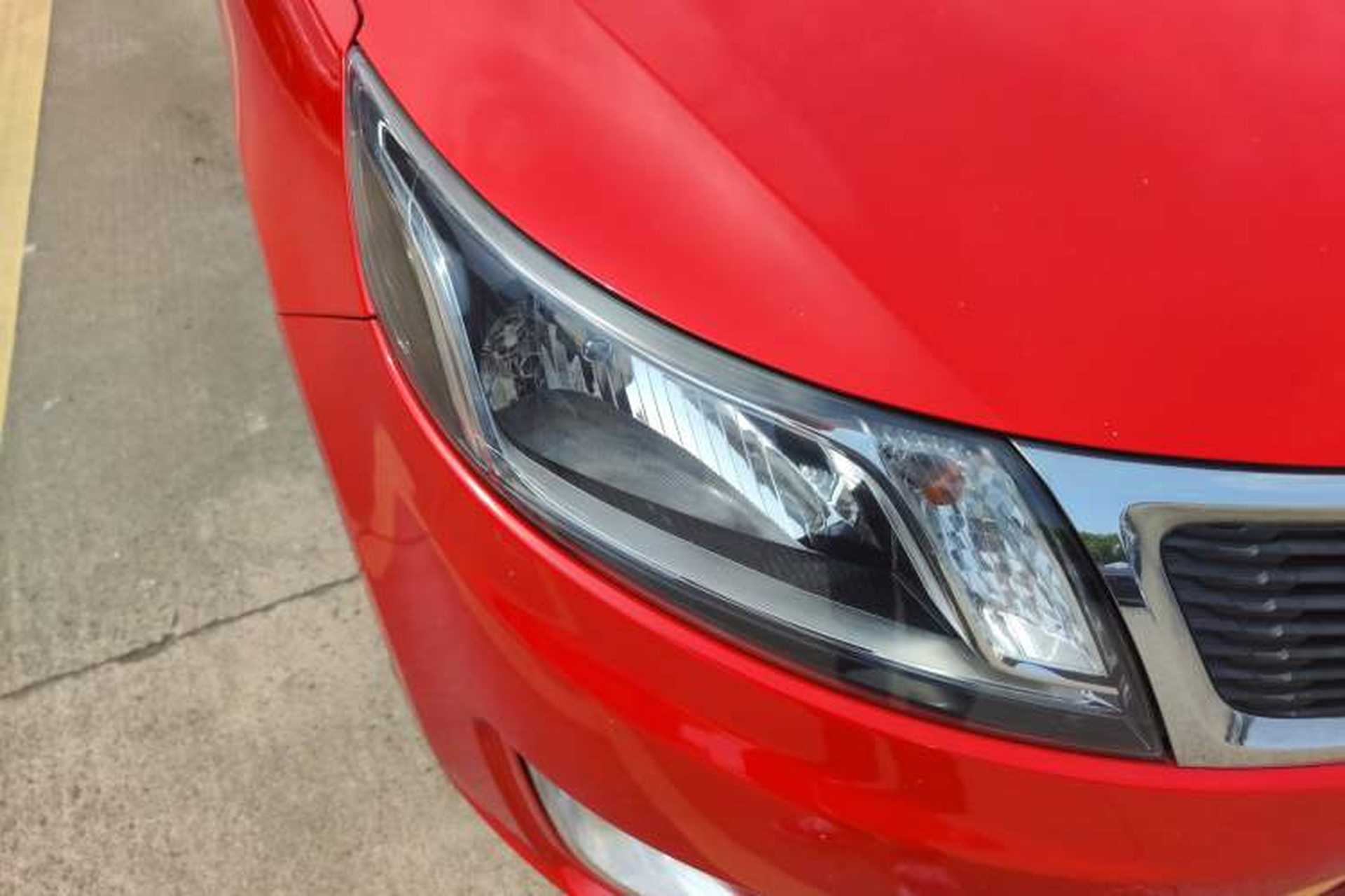 Used Kia K2 2012 Sedan 1.4L Automatic GLS Commemorative Edition Right Front Headlight