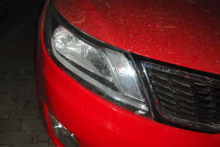 Used Kia K2 2012 Hatchback 1.4L Automatic Cool Edition Right Front Headlight