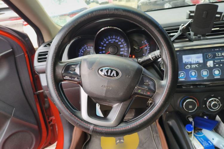 Used Kia K2 2012 Sedan 1.4L Automatic GLS Commemorative Edition Steering Wheel