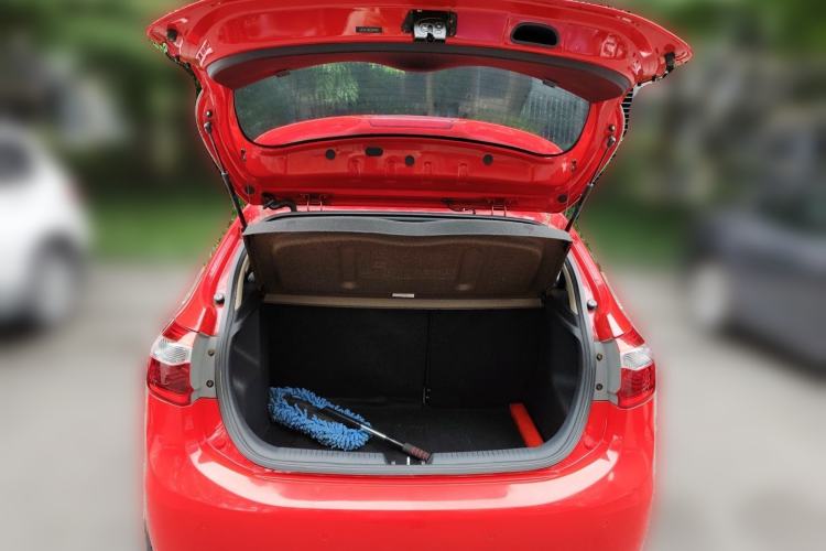 Used Kia K2 2012 Hatchback 1.4L Automatic Cool Edition Trunk