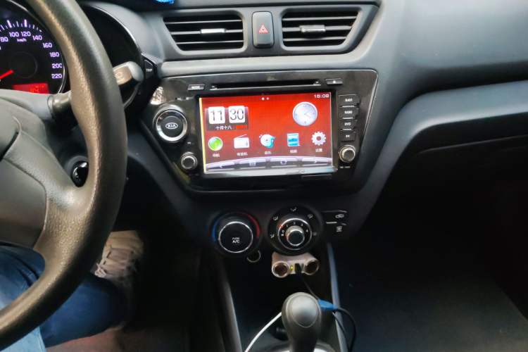 Used Kia K2 2012 Sedan 1.4L Automatic GLS Commemorative Edition Audio And AC Panel