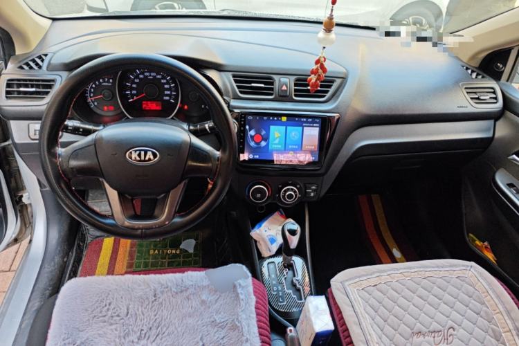 Used Kia K2 2012 Sedan 1.4L Automatic GLS Commemorative Edition Center Console