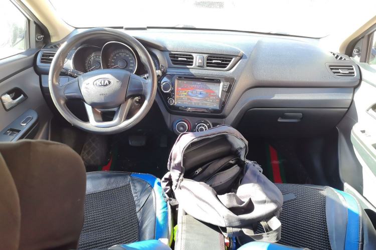 Used Kia K2 2012 Sedan 1.4L Automatic GLS Commemorative Edition Center Console