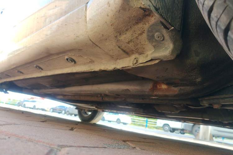 Used Kia K2 2012 Sedan 1.4L MT GLS Commemorative Edition Chassis Front Right